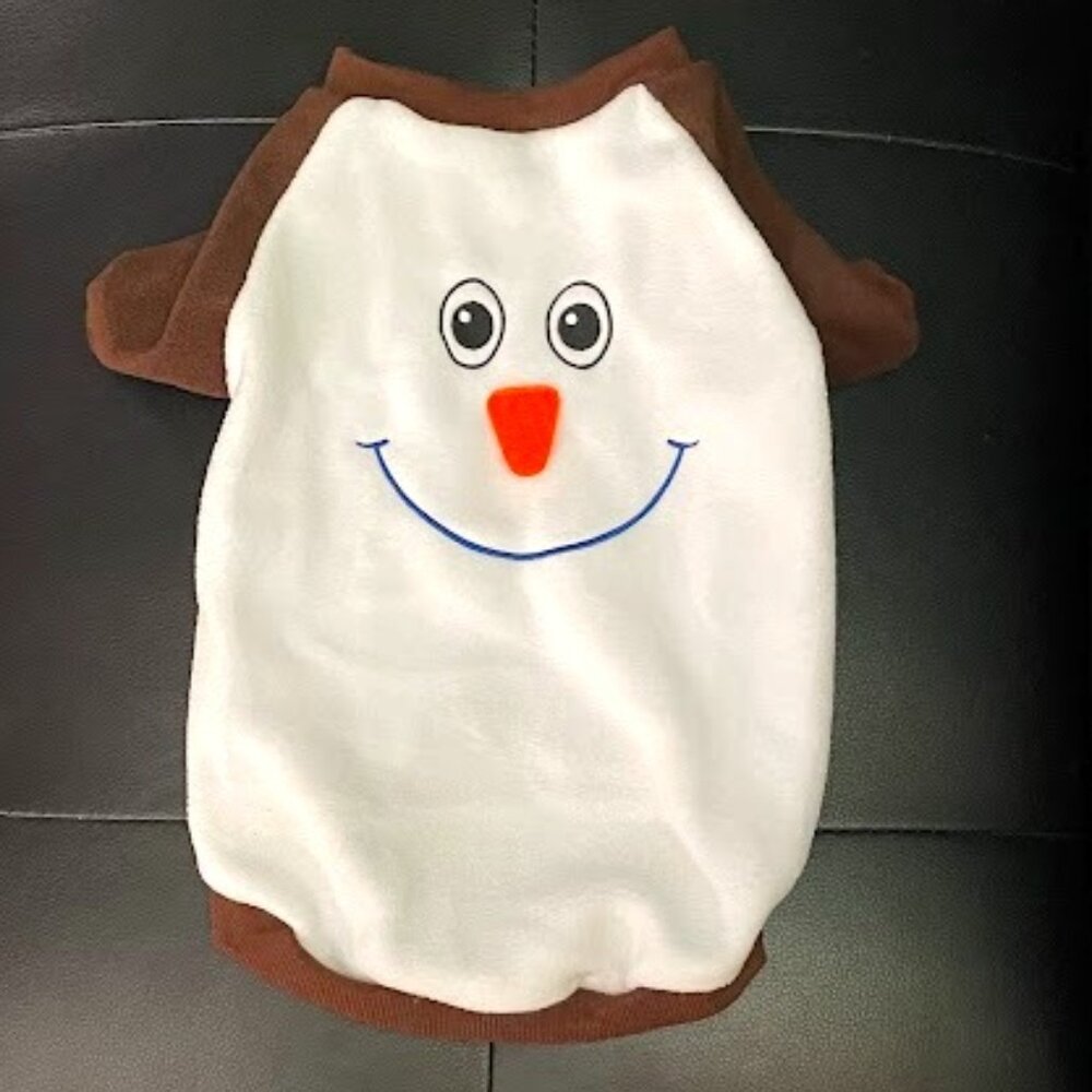 Snowman Coat for your Dog, with Carrot Nose!   Size Medium  Brand New